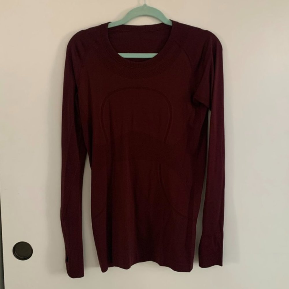 Swiftly Tech Lululemon Top